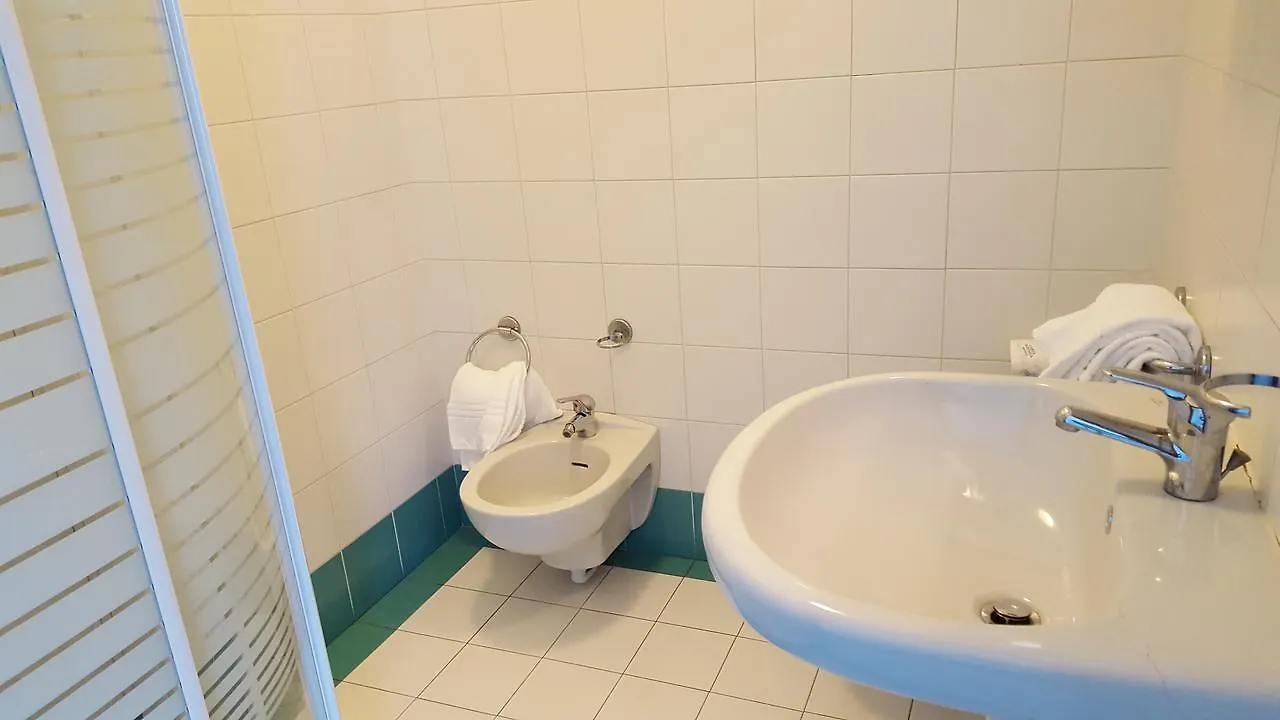 Hotel Dei Pini Medolago Italy